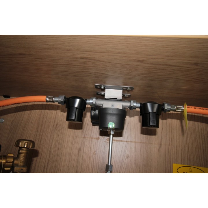 Camping-car profilé LMC Breezer V643G