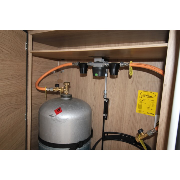 Camping-car profilé LMC Breezer V643G