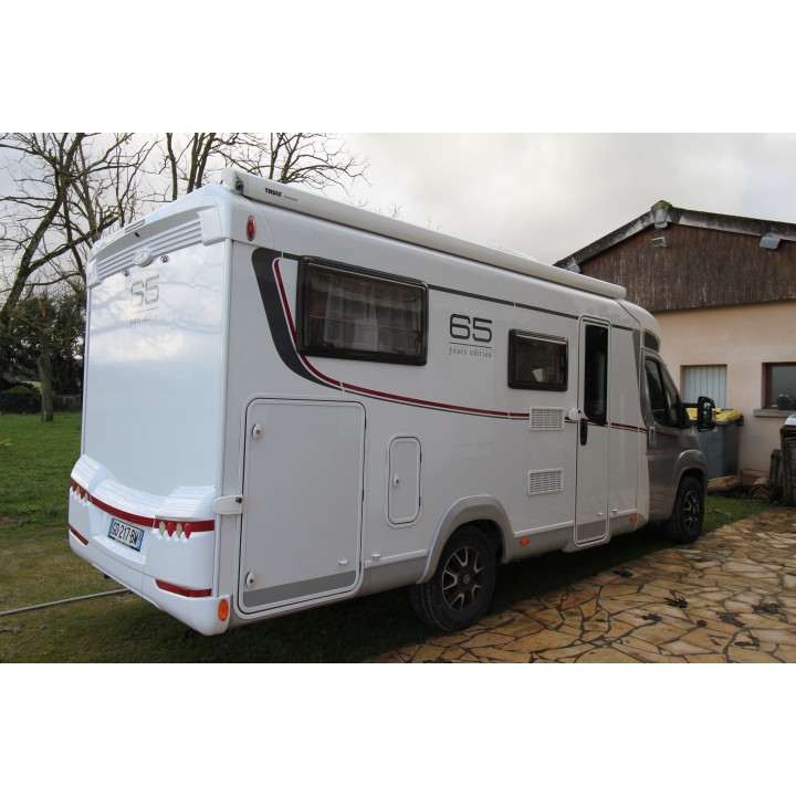 Camping-car profilé LMC Breezer V643G