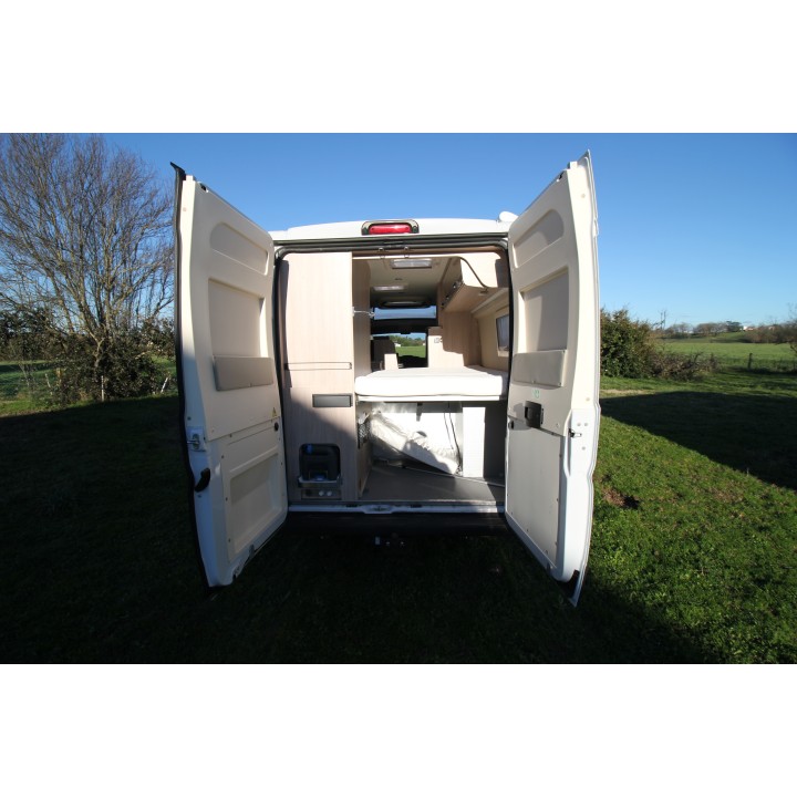 Fourgon van aménagé Rapido V62 d'occasion 2020 13500km état neuf