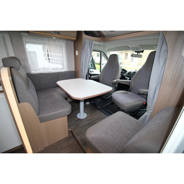 Carado T449 état neuf 2020 18700km occasion 4 couchages