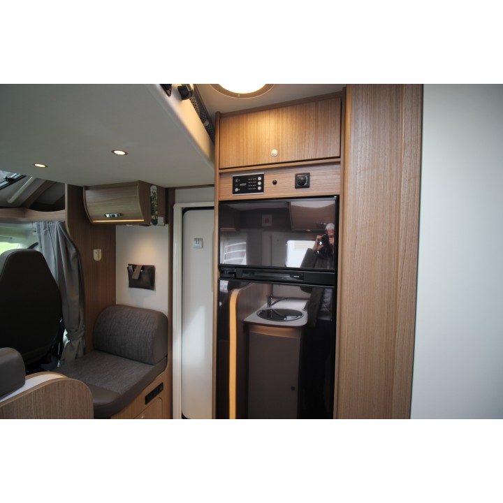 Carado T449 état neuf 2020 18700km occasion 4 couchages