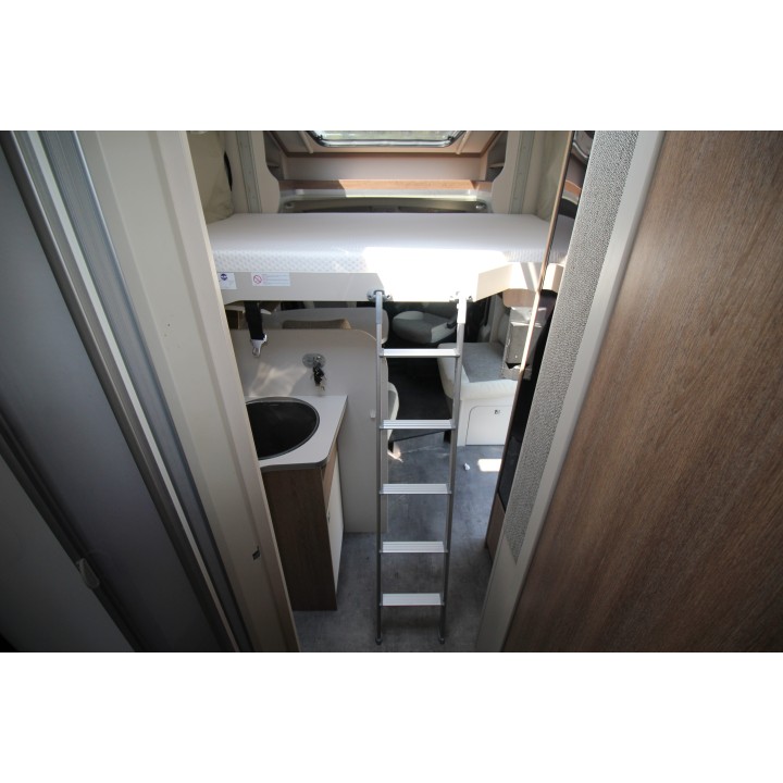 Camping-car profilé Dethleffs Trend d'occasion très bon état T7057EB