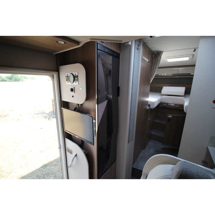 Camping-car profilé Dethleffs Trend d'occasion très bon état T7057EB